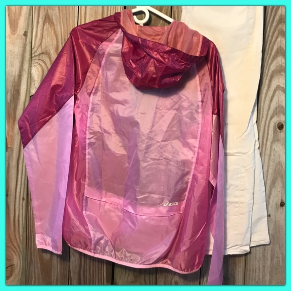 New ASICS Trail runner lightweight packable jacket - Picture 3 of 8